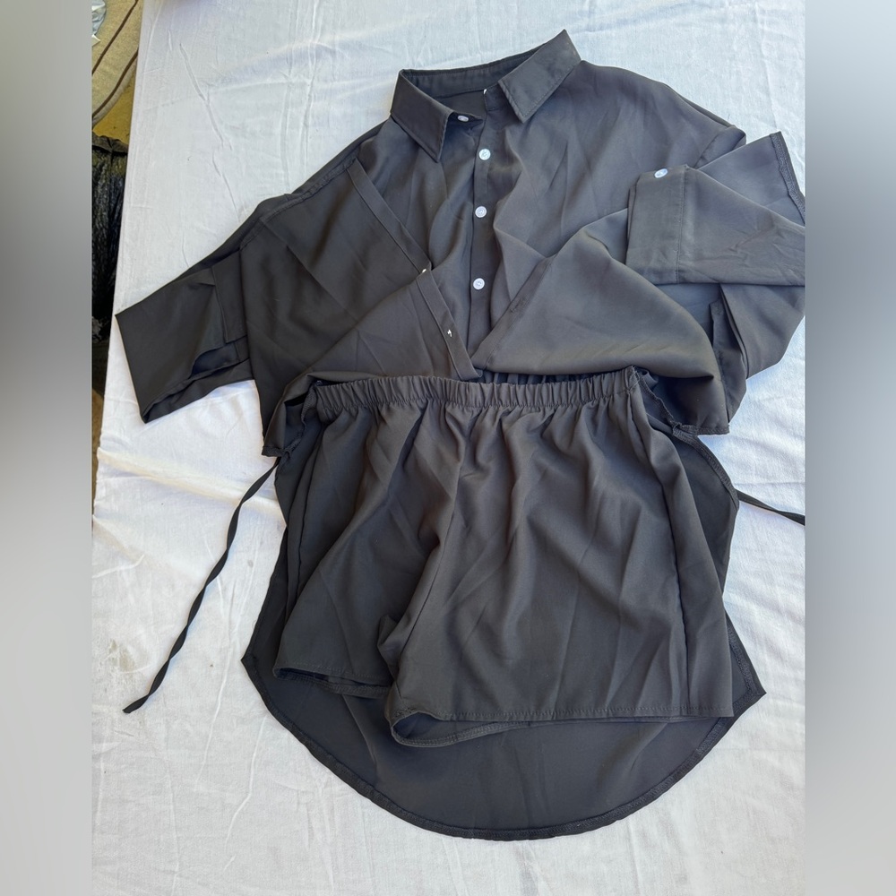 Y2K Cottage Core Button-Up Shirt with Elastic Waist Shorts Womens Black XL